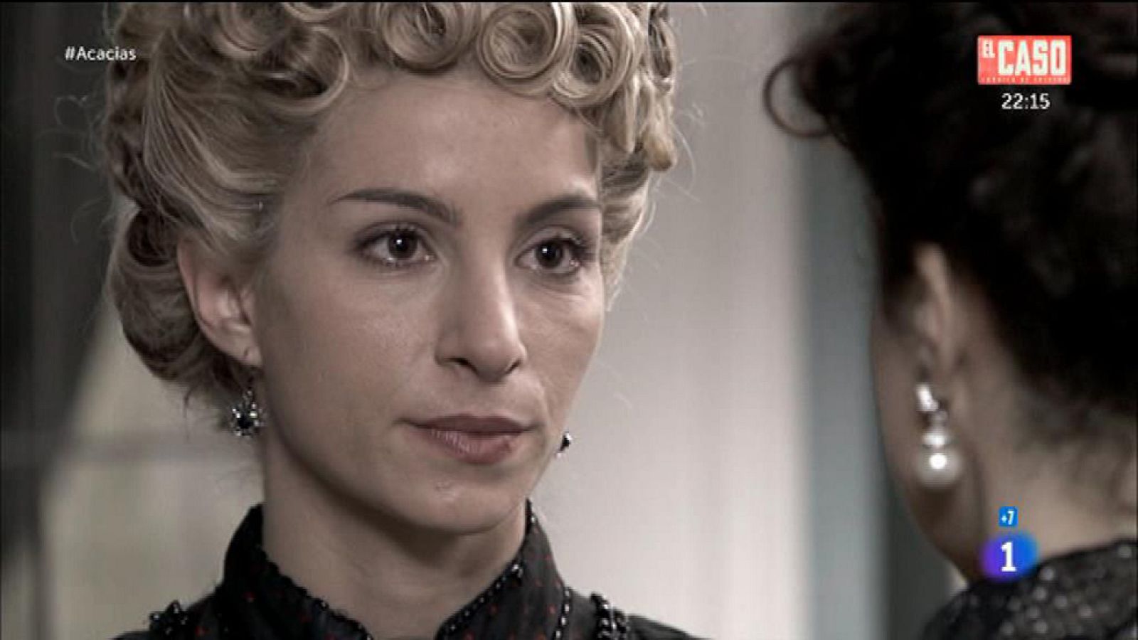 Acacias 38 - Cayetana logra convencer a la reina de la maldad de Mauro