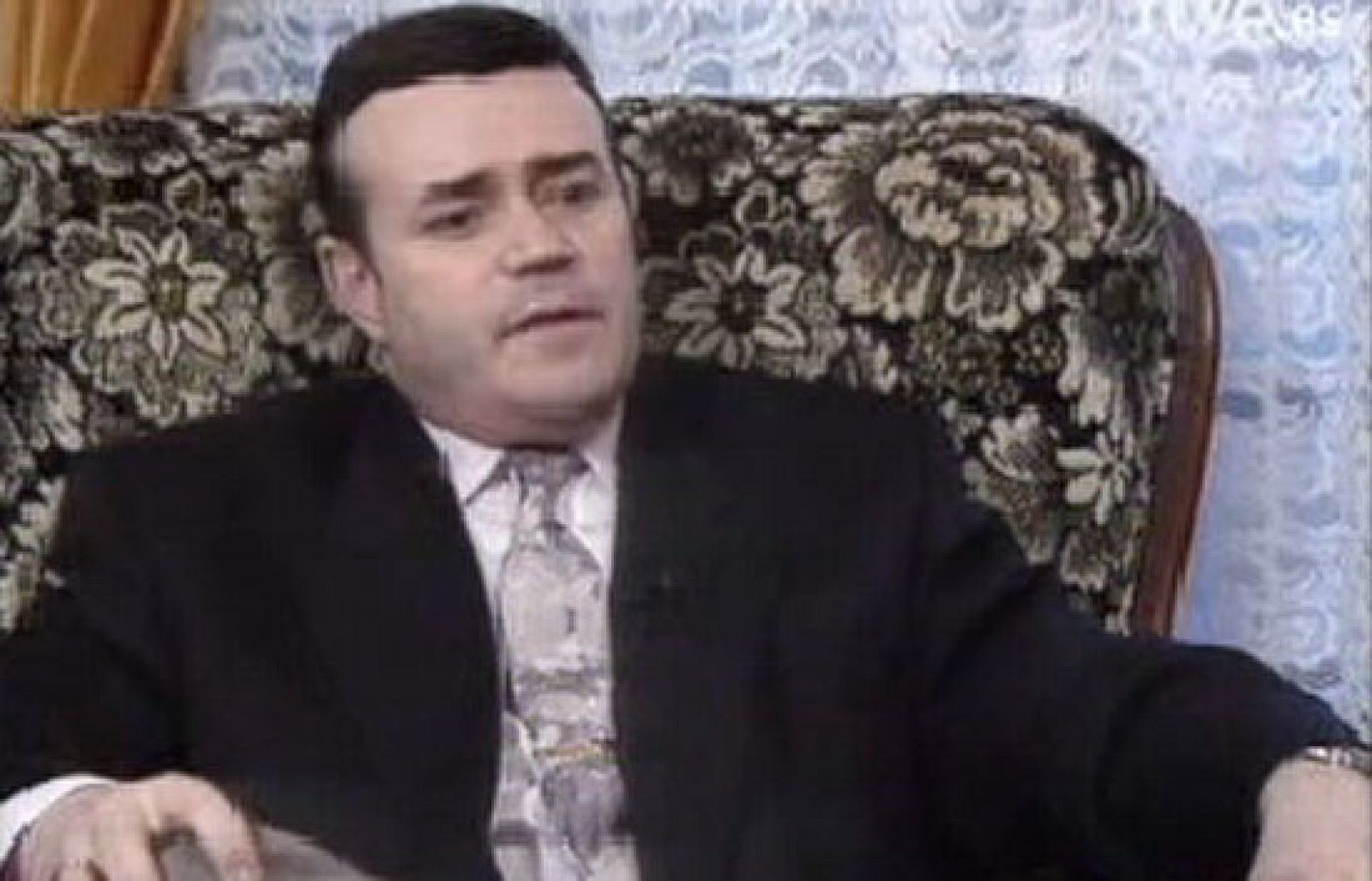 400 millones de pesetas separan a dos amigos | RTVE.es | Ver