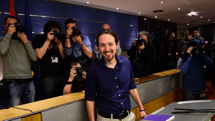 Informativo 24h - Pablo Iglesias renuncia a entrar en un posible Gobierno para facilitar un acuerdo con el PSOE