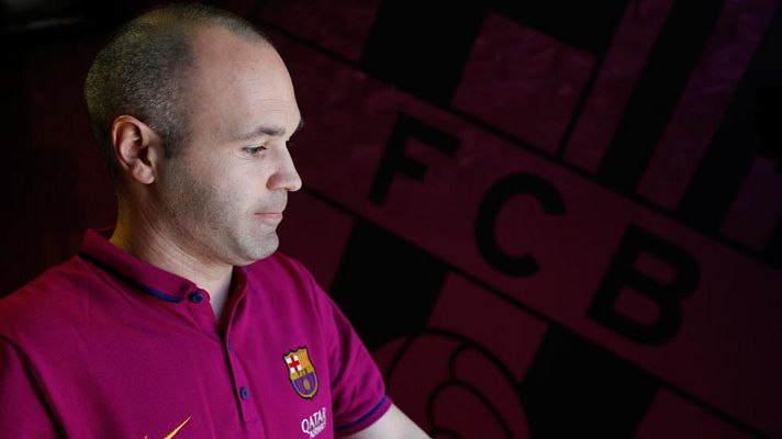Telediario 1 - Iniesta: "Queda lo más bonito y difícil"