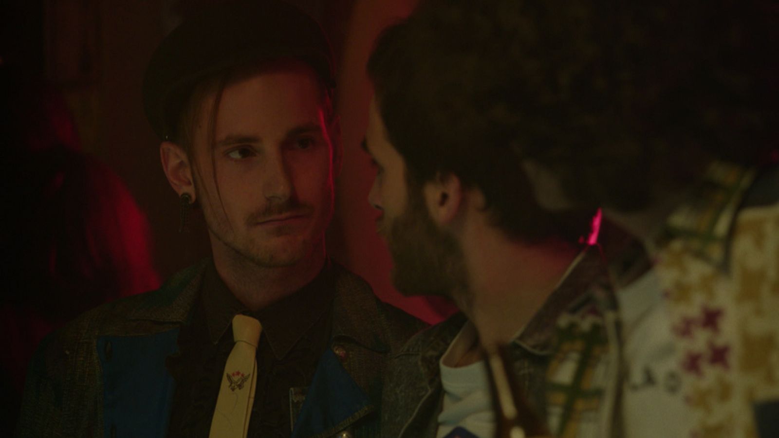 Cuéntame cómo pasó - Marcelo le cuenta a Carlos que su novio tiene el SIDA