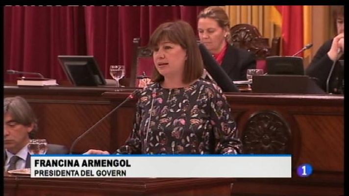 Informatiu Balear - Armengol explica al Parlament l'incompliment del dèficit
