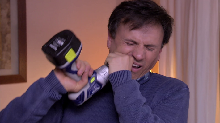 José Mota presenta - Mil maneras mu tontas de morir  'La muela'