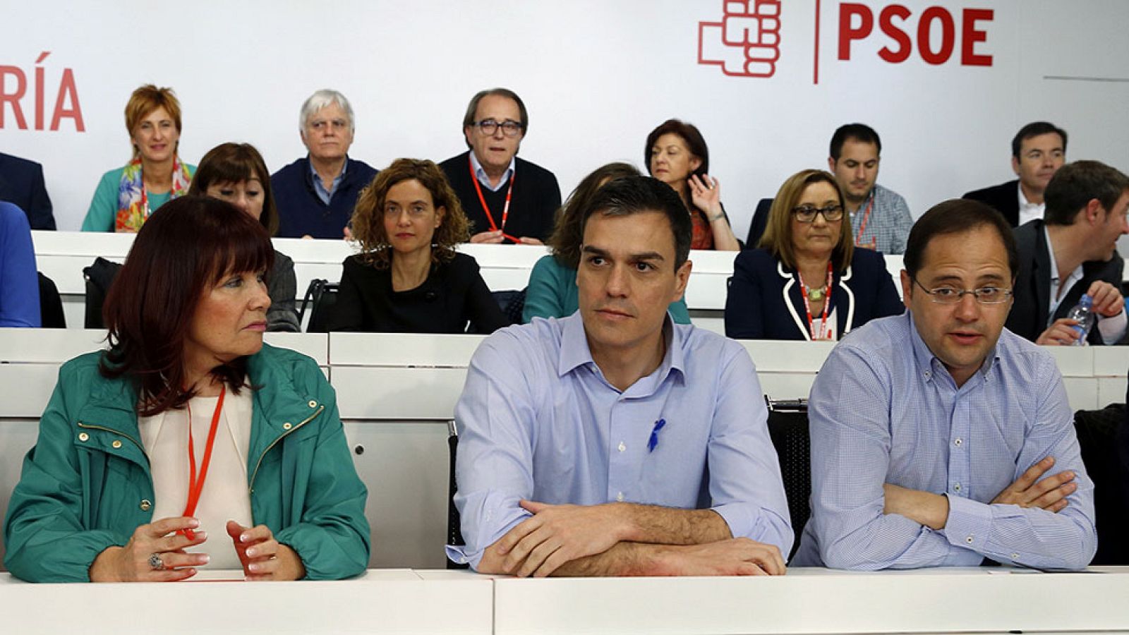 Sánchez reclama a Podemos y Ciudadanos "unidad" en esta "hora decisiva"