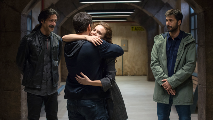 El Ministerio del Tiempo - Pacino y Julián se conocen