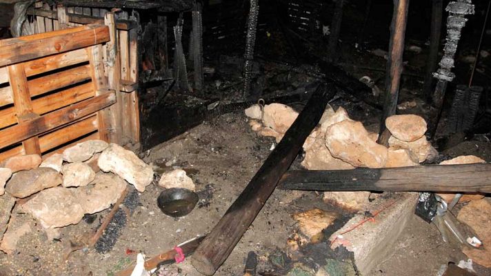 Telediario 1 - El detenido en Almería como presunto agresor de su pareja tiene antecedentes por abusos y maltrato