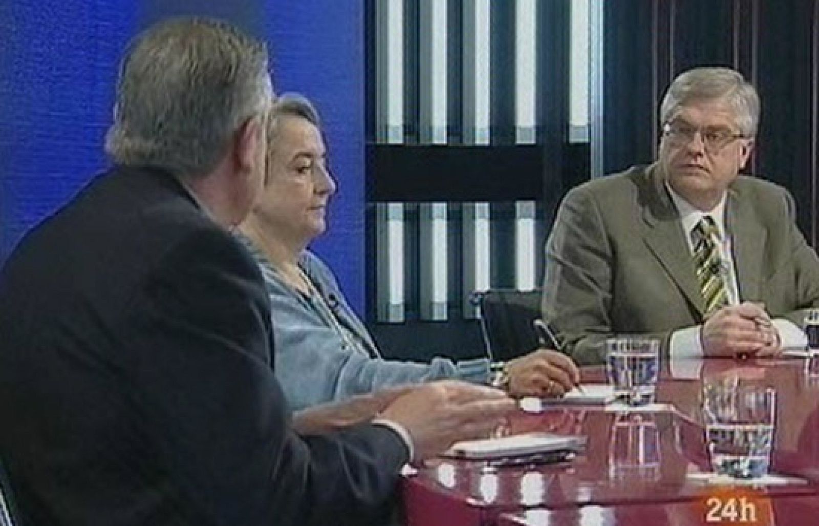 Aquí parlem - 30 anys de la Constitució - Aquí parlem | Veure