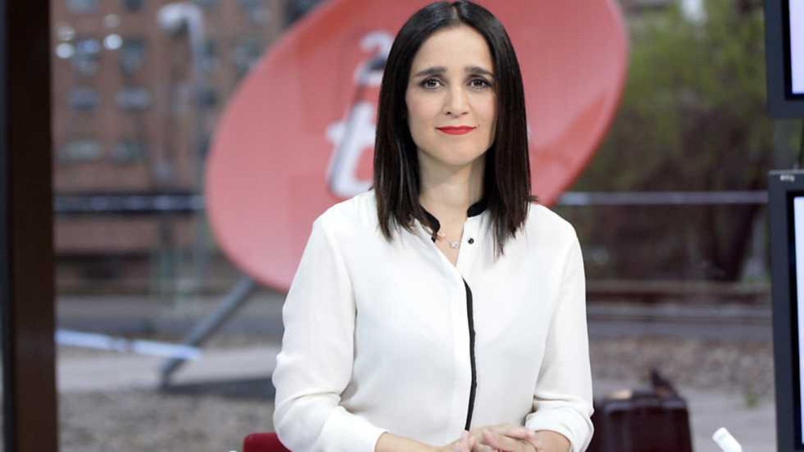 La tarde en 24 horas - La hora cultural en 24 h. - 04/04/16 - ver ahora