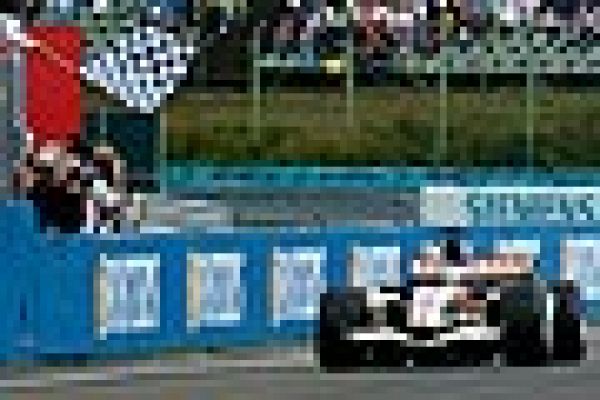  - A Honda se le acabó la gasolina