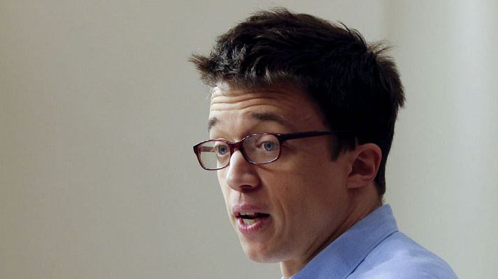 Telediario 1 - Podemos niega la financiación ilegal mientras que PSOE, Ciudadanos y PP piden explicaciones