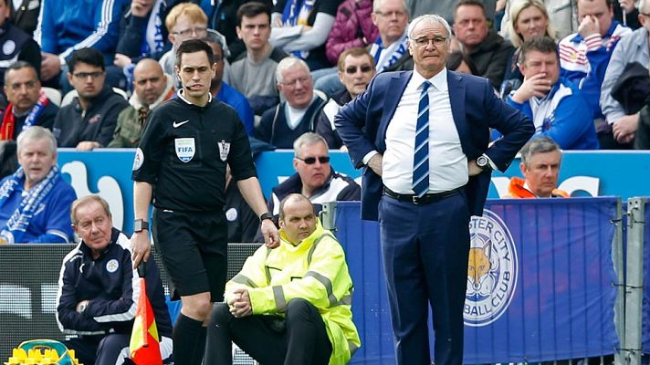  - Ranieri no puede contener las lágrimas al ver cerca la liga con el Leicester