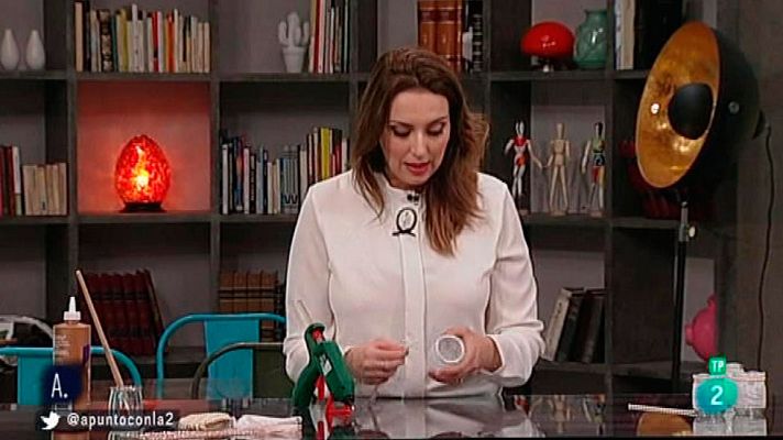 A punto con La 2 - Reciclando -Envases de cristal para yogur