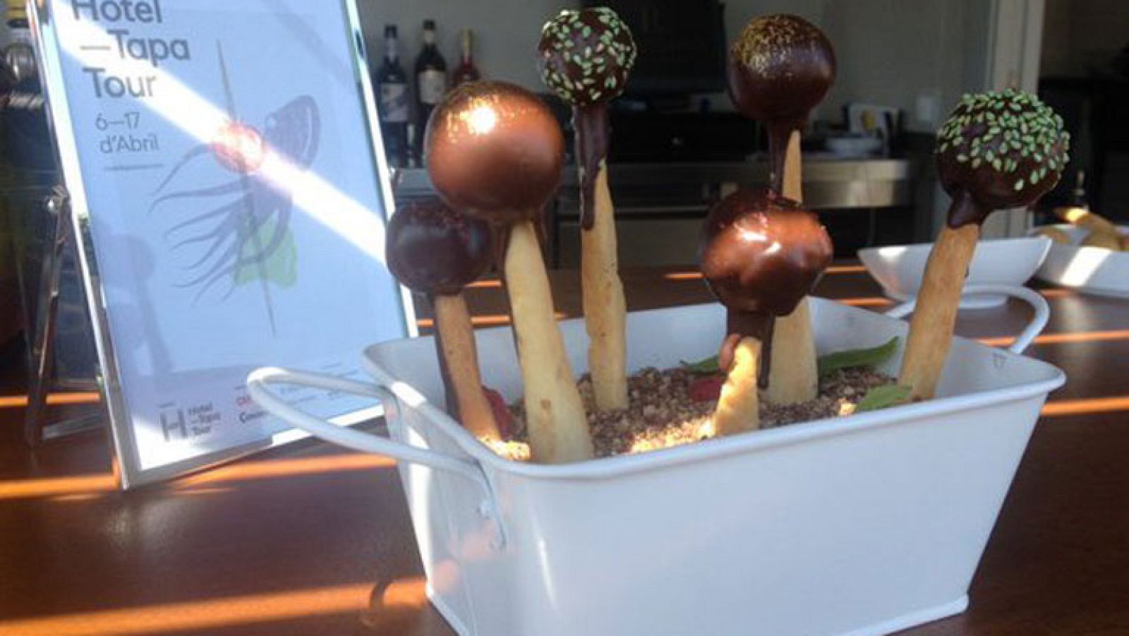 De tapas por los hoteles de lujo de Barcelona