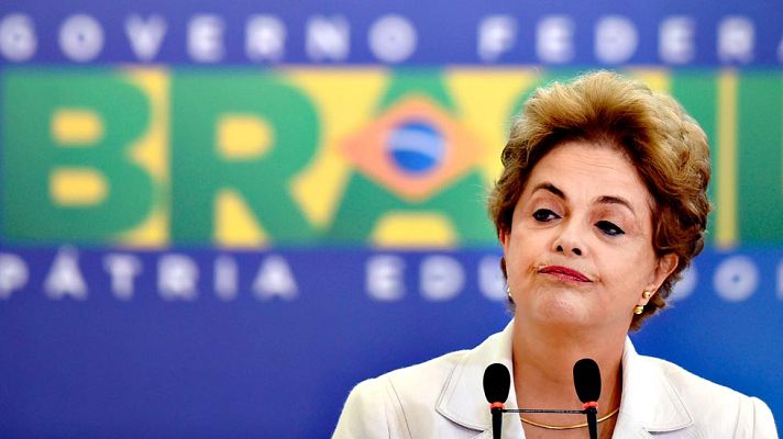 Telediario 1 - Dilma Rousseff pierde el apoyo de otro de sus aliados gubernamentales en Brasil
