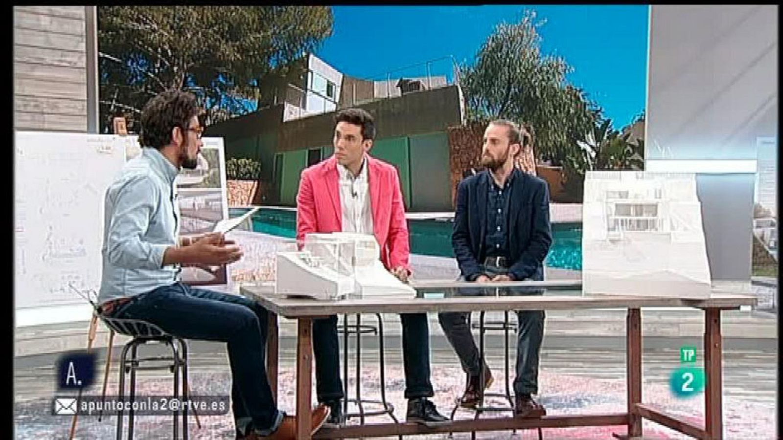 A punto con La 2 - Consumo - Su vivienda a concurso entre arquitectos