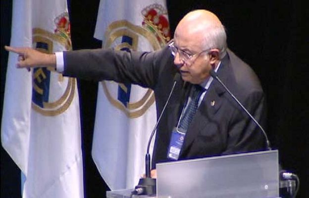 Club de fútbol - Una asamblea blanca al rojo vivo