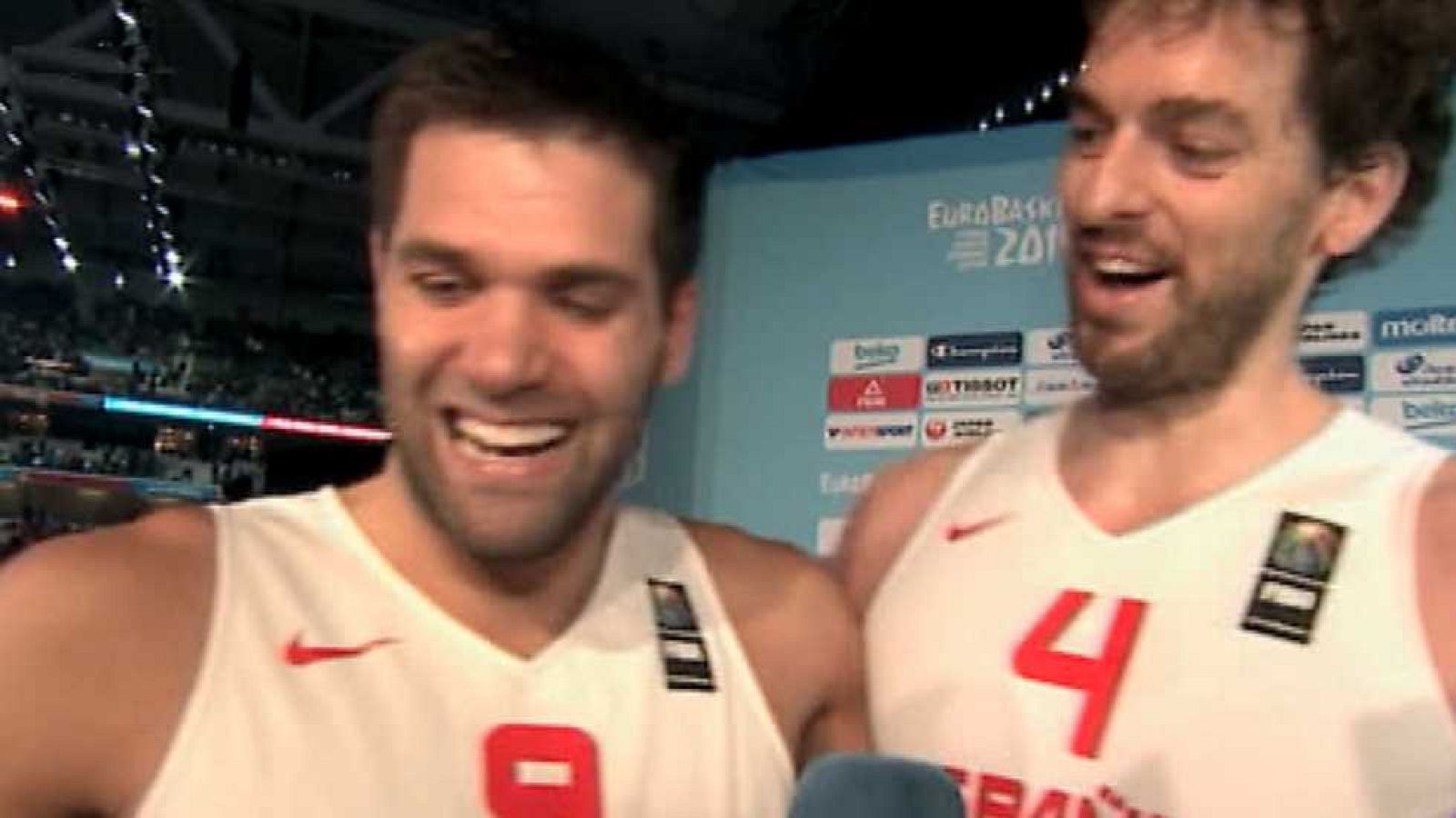 Viaje al centro de la tele - Ídolos del deporte - Ver ahora