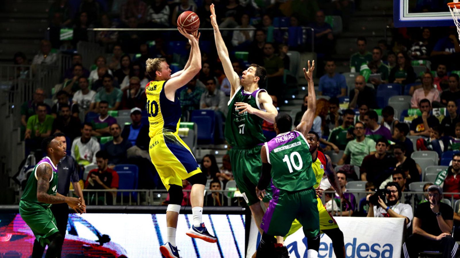 El Unicaja sigue firme hacia el Playoff Liga Endesa al derrotar al MoraBanc Andorra en el día en que Fran Vázquez consiguió el récord histórico de tapones de la historia de la competición, superando a Fernando Romay.