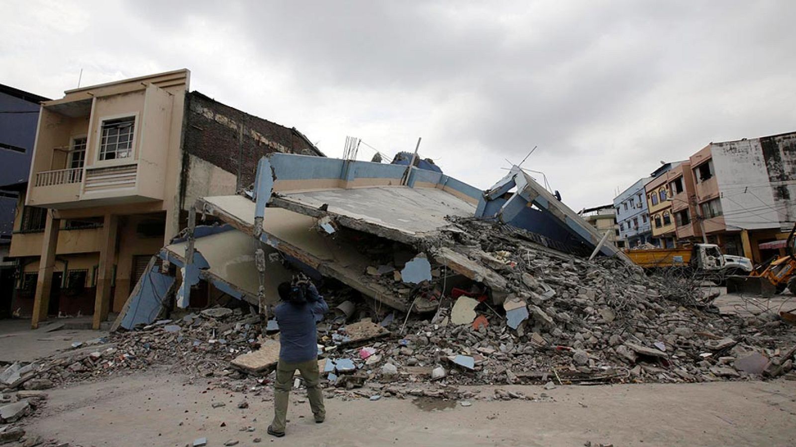 Telediario Matinal en Cuatro Minutos 18/04/16