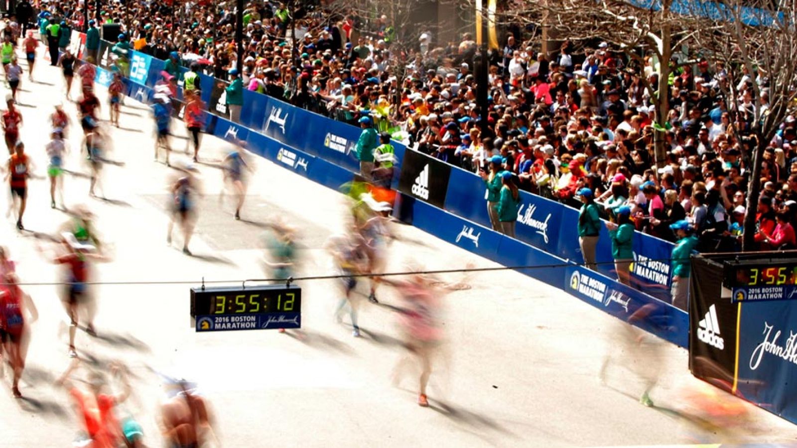 El Maratón de Boston se crece ante el terror | Ver