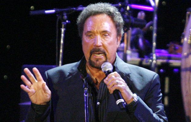 Mira quién baila - Tom Jones en "¡Mira quién Baila!"