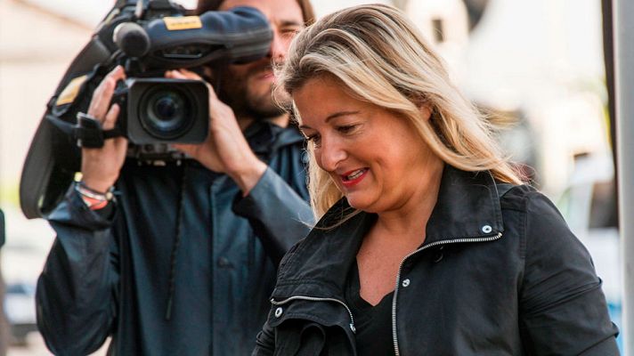 Telediario 1 - El tribunal rechaza que Manos Limpias sea expulsada como acusación popular del 'caso Nóos'