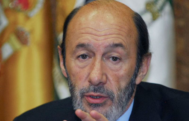 Hallan pistolas y ordenadores en el coche de Aitzol Iriondo