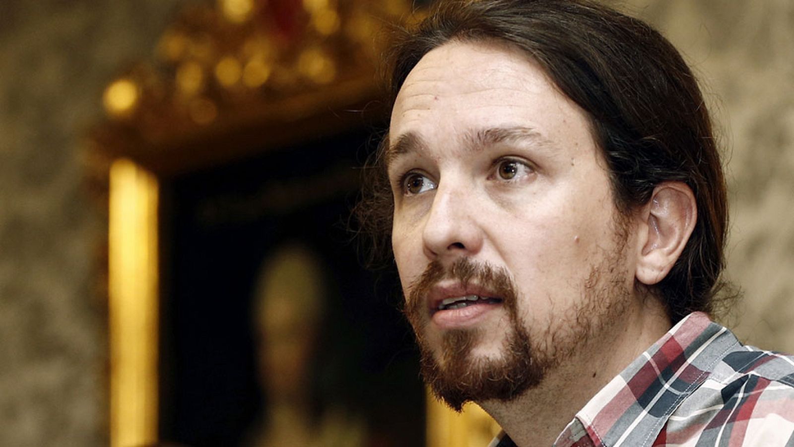 Pablo Iglesias pide disculpas y dice que es un error juzgar el trabajo de un redactor