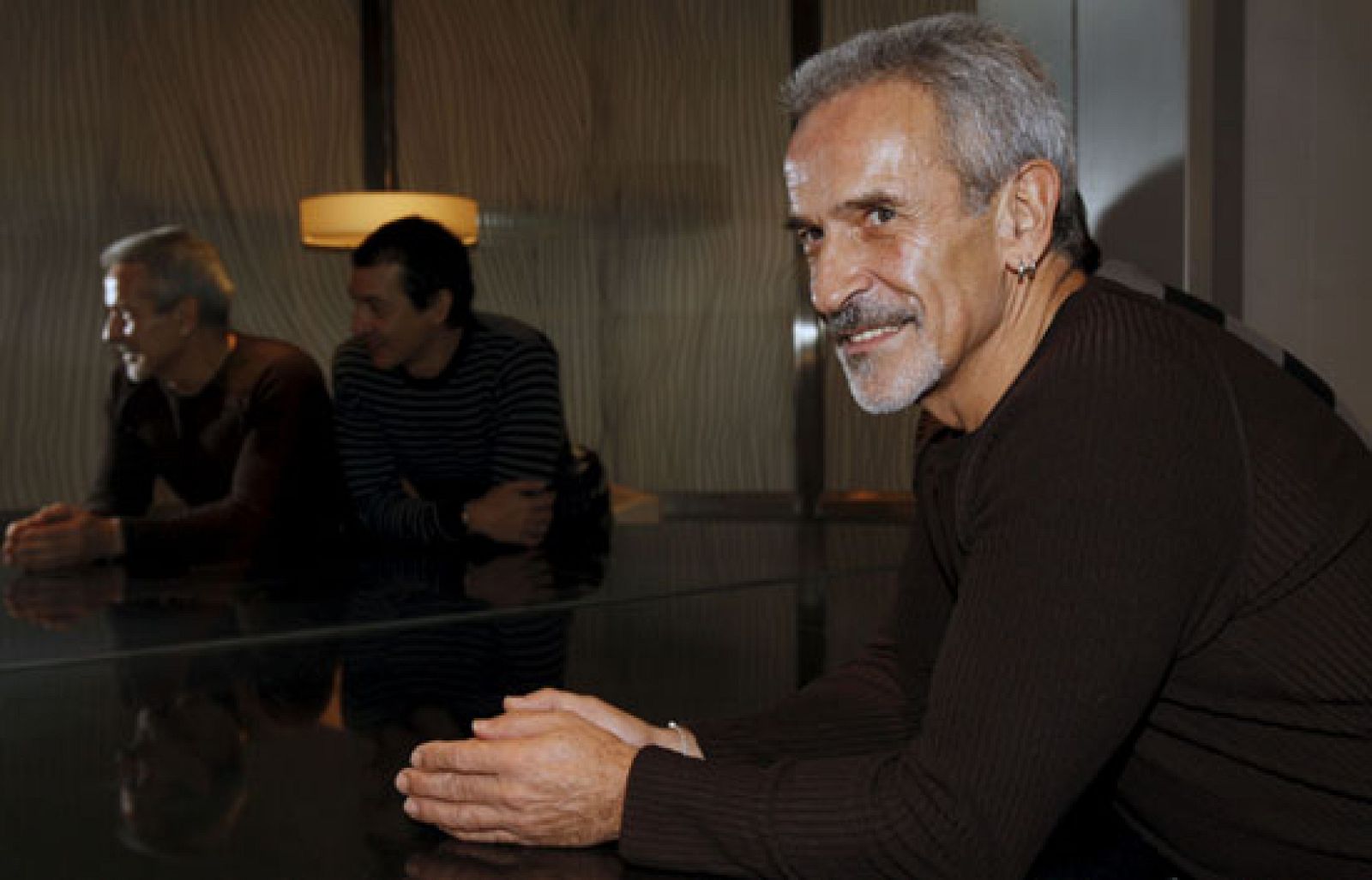 Víctor Ullate celebra el veinte aniversario de su compañía en el escenario del Real con el espectáculo '2You Maestro'. | Ver