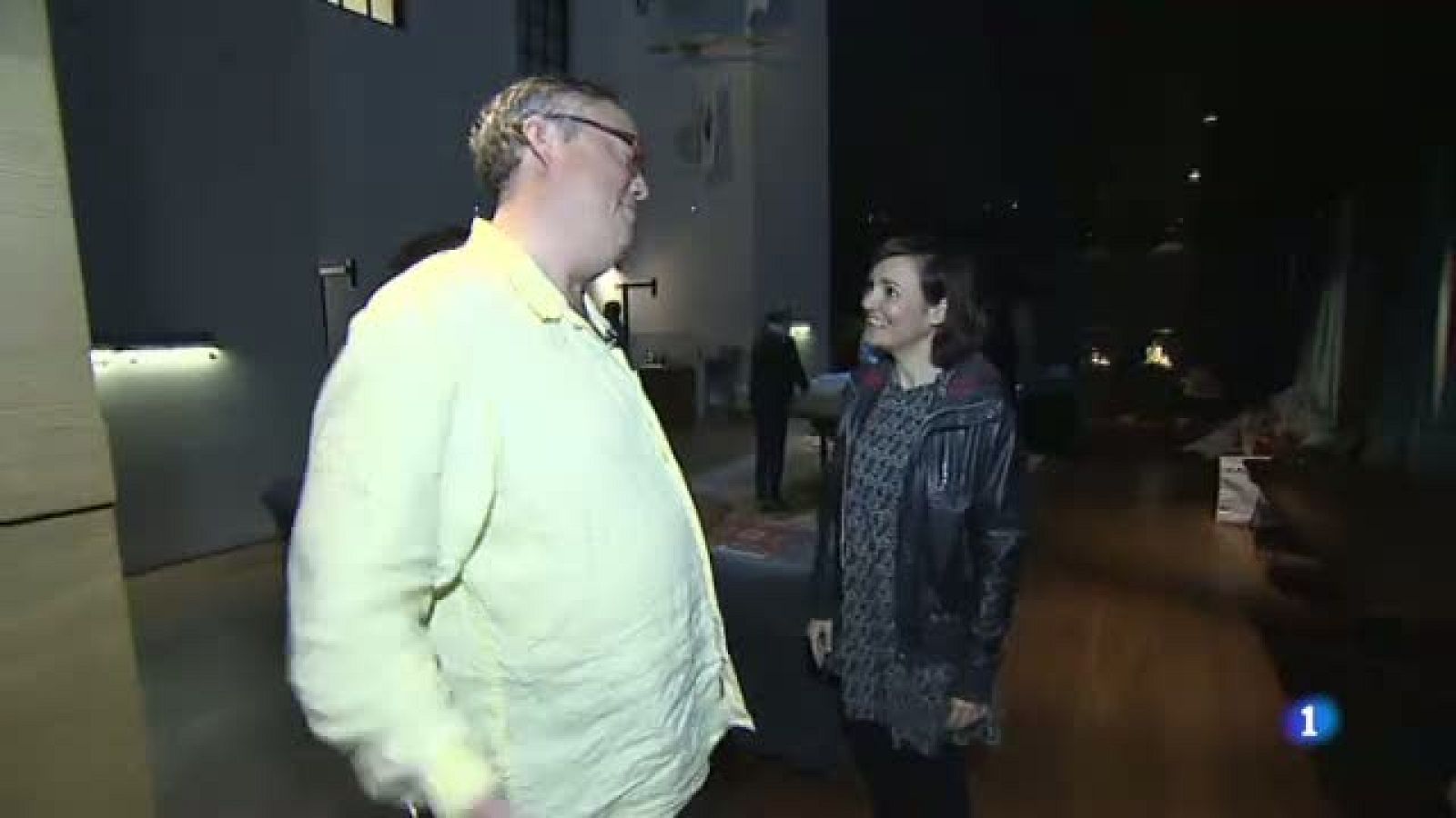 El primer Sant Jordi de l'escriptor suec Jonas Jonasson, autor de "L'avi de 100 anys que es va escapar per la finestra"