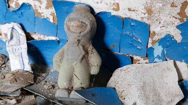 Telediario 1 - Chernóbil, la imagen de la desolación 30 años después