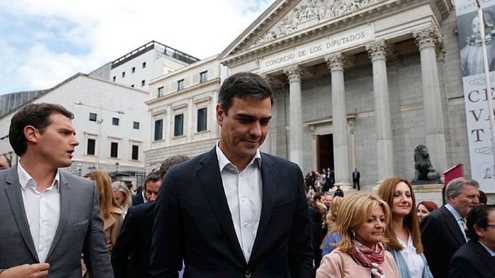 Telediario 1 - Los partidos se echan la culpa unos a otros del bloqueo en las negociaciones para formar gobierno