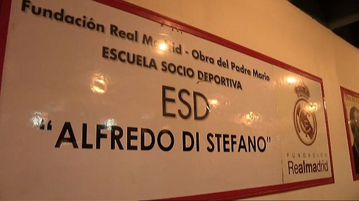Telediario 1 - Así es la escuela sociodeportiva del Real Madrid cerca de Buenos Aires