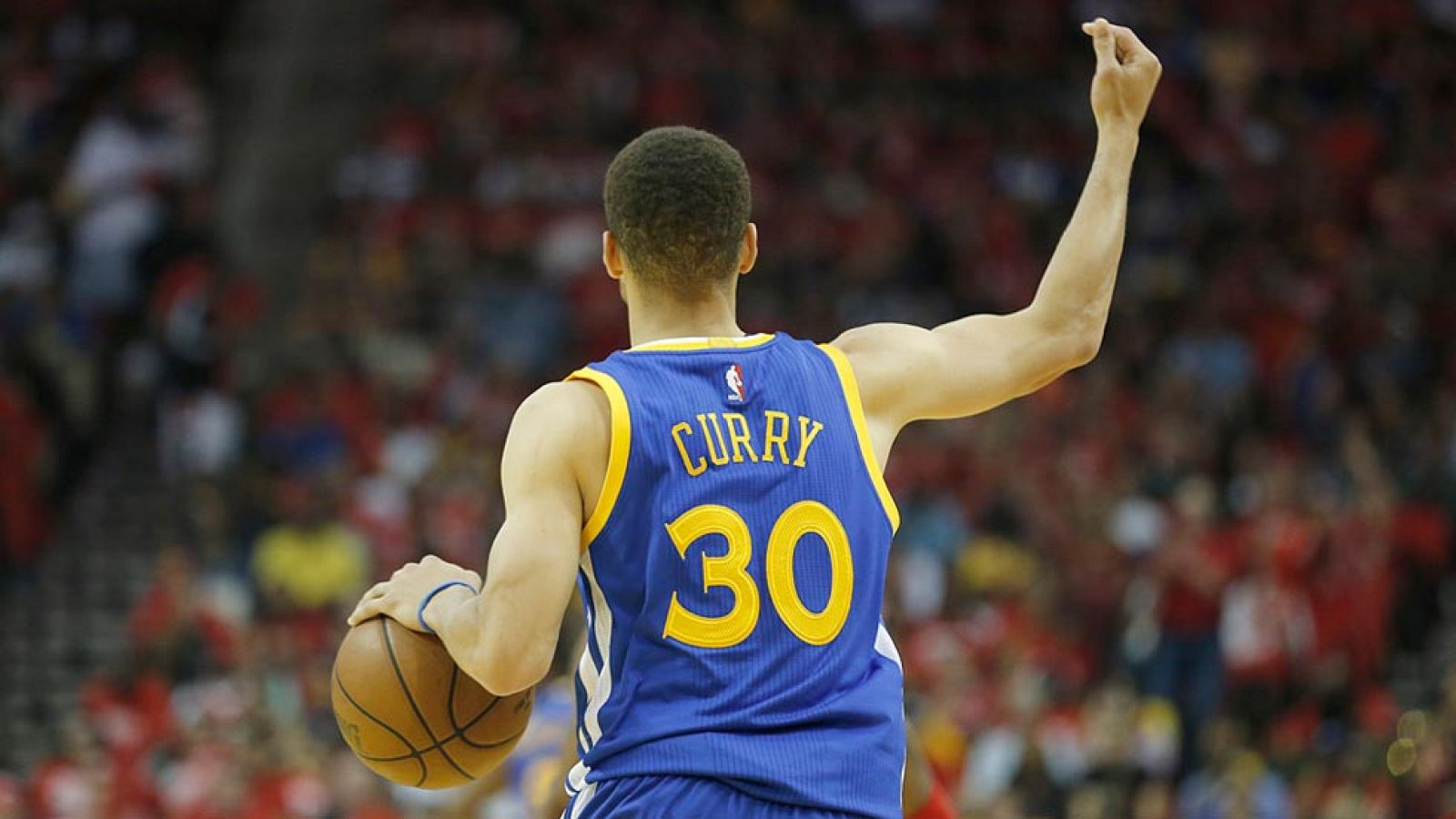 Curry se lesiona la rodilla derecha | Ver