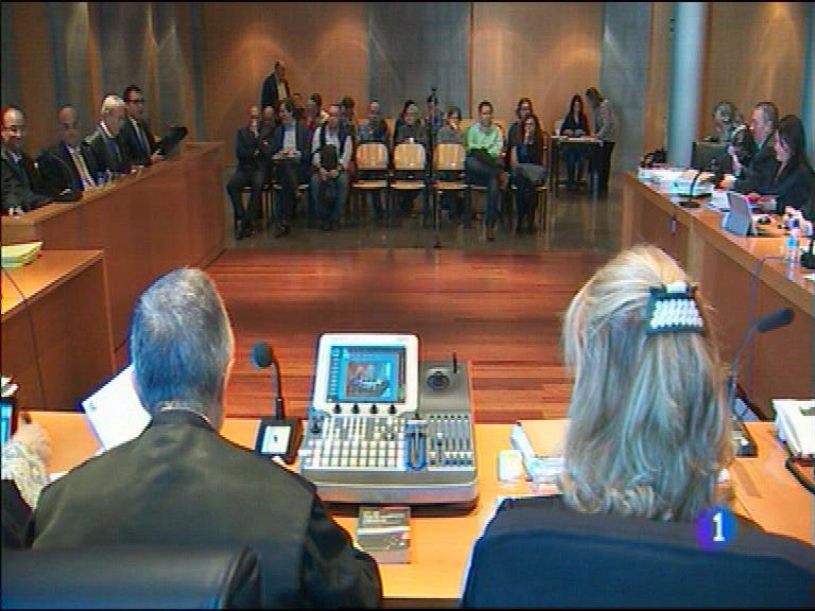 Asturias en 2' - 26/04/16 | Ver