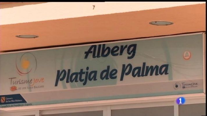 Informatiu Balear - Arriben els primers refugiats