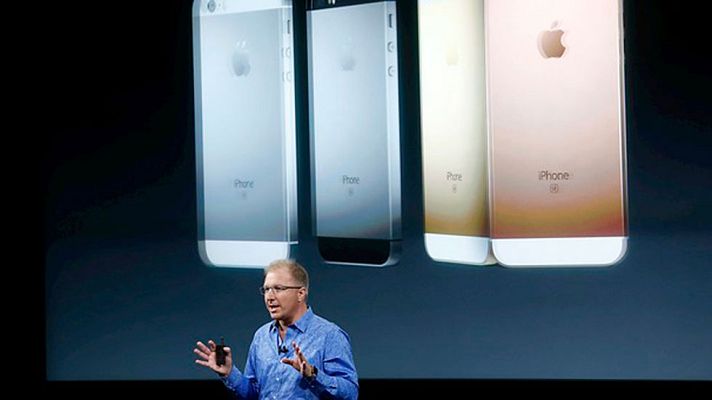 Telediario 1 - Las ventas de iPhones caen por primera vez en la historia