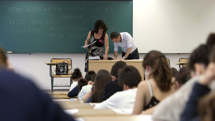 Telediario 1 - La nueva prueba final de Bachillerato será similar a la Selectividad y no un examen tipo test