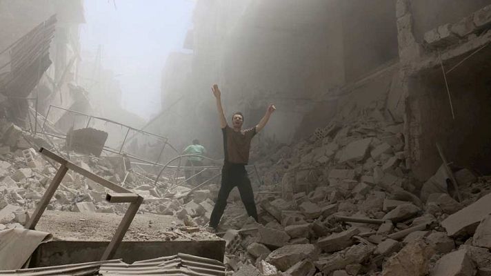 Telediario 1 - Telediario 2 en 4' - 28/04/16