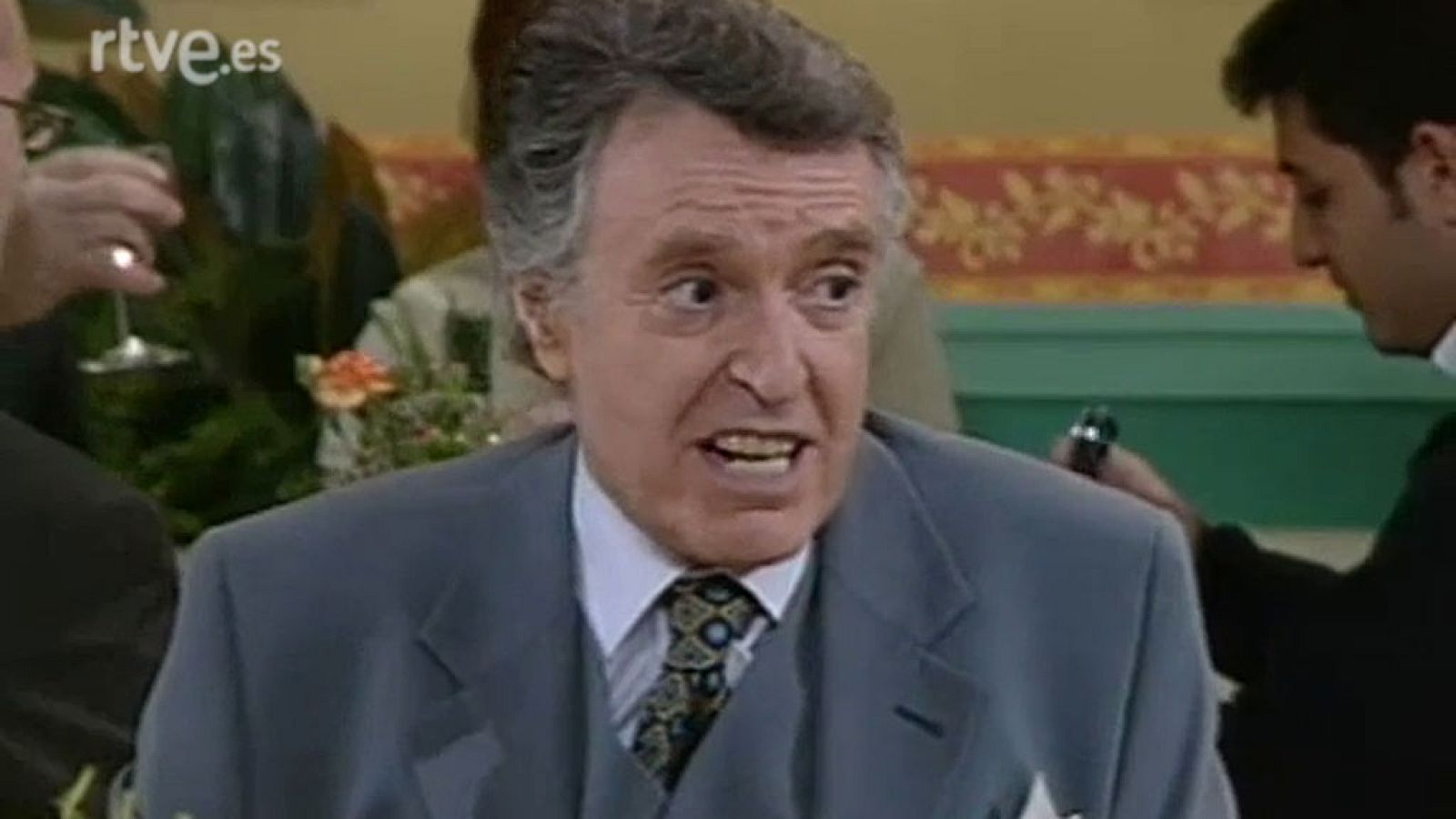 Academia de baile Gloria - Contacto explosivo