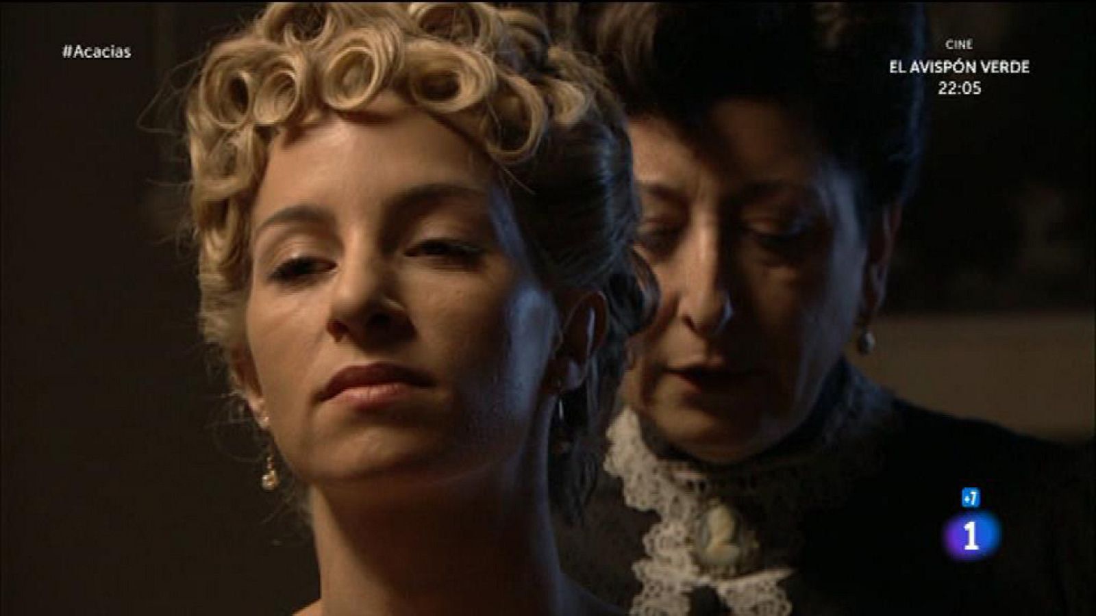 Acacias 38 - Cayetana abofetea a Úrsula