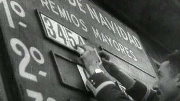 Fue noticia en el Archivo de RTVE - La lotería navideña de hace seis décadas