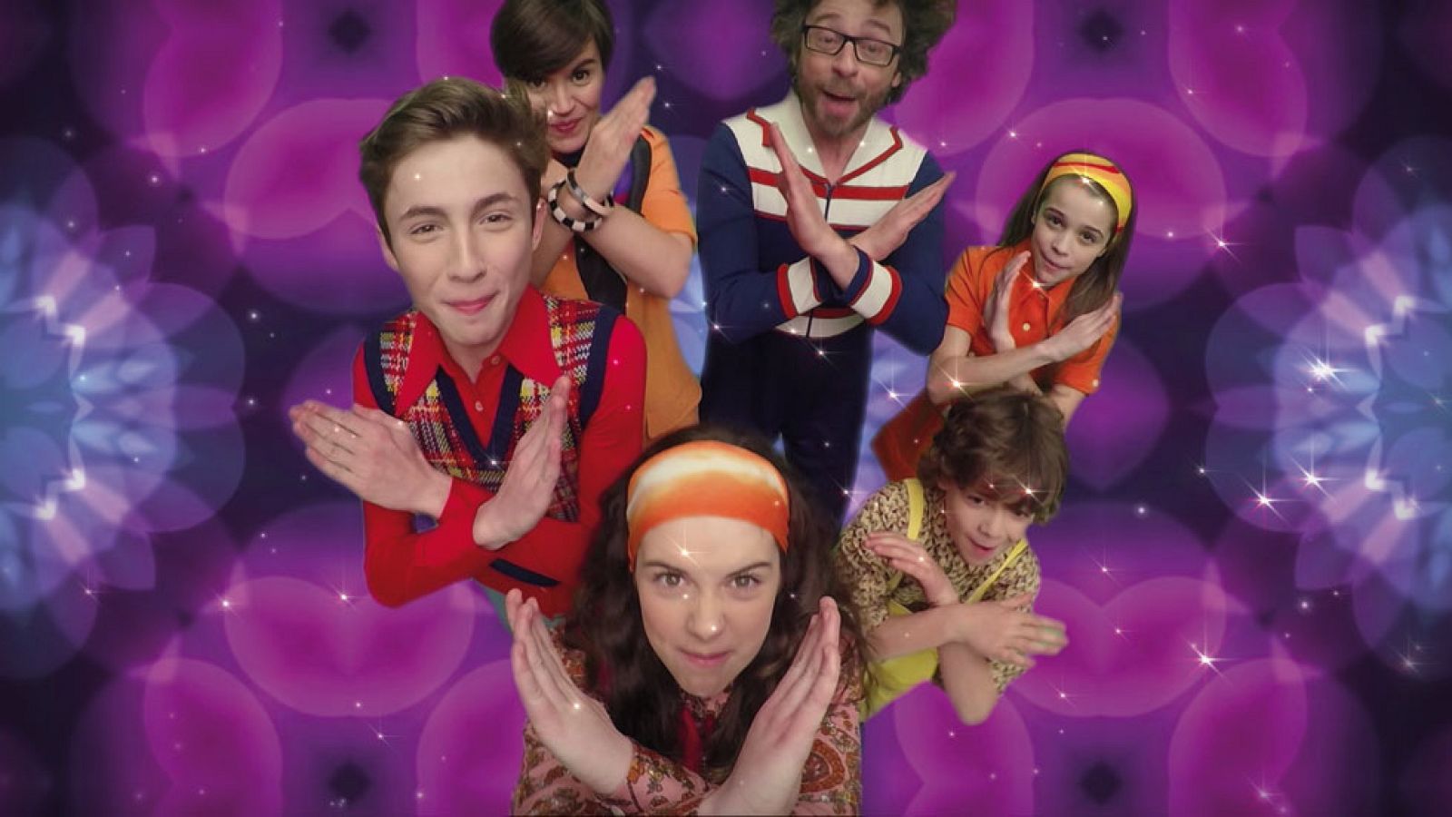 Canta el Super-Happy-Xuly-Guay - Big Band Clan | Ver