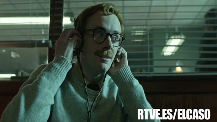 El Caso. Crónica de sucesos - Aníbal escuchando la sintonía del TD