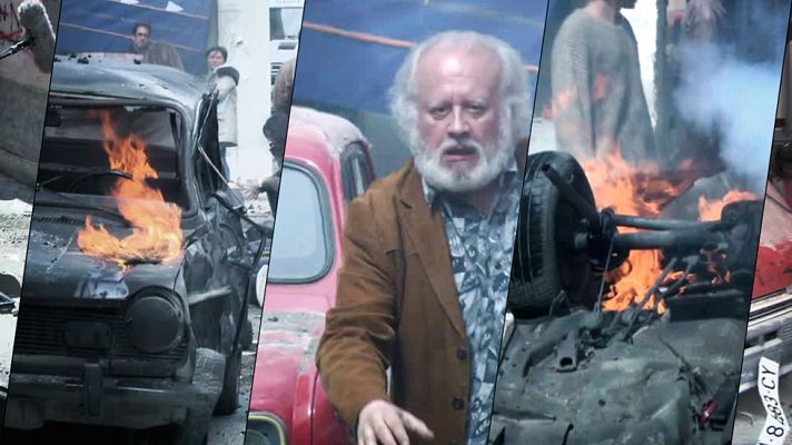 Cuéntame cómo pasó - Fuego, humo y coches volcados en San Genaro