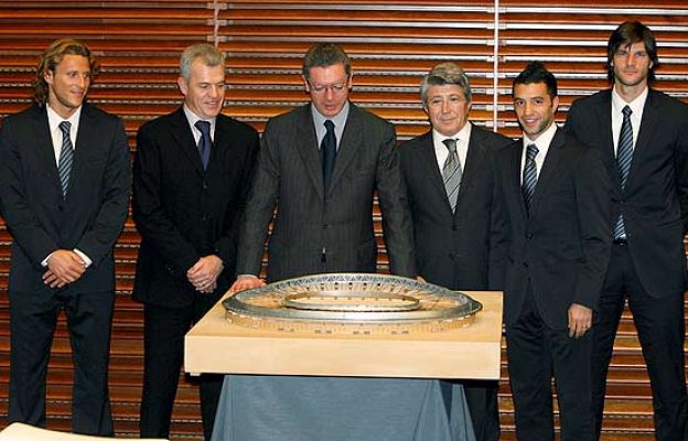  - La Peineta será rojiblanca