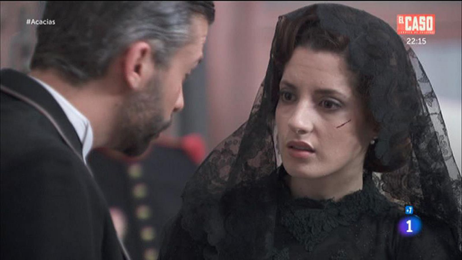 Acacias - Felipe le cuenta a Celia que los Hidalgo están arruinados