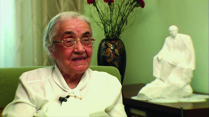 Documaster - Así empieza el episodio 2 de 'Esposas de dictadores'