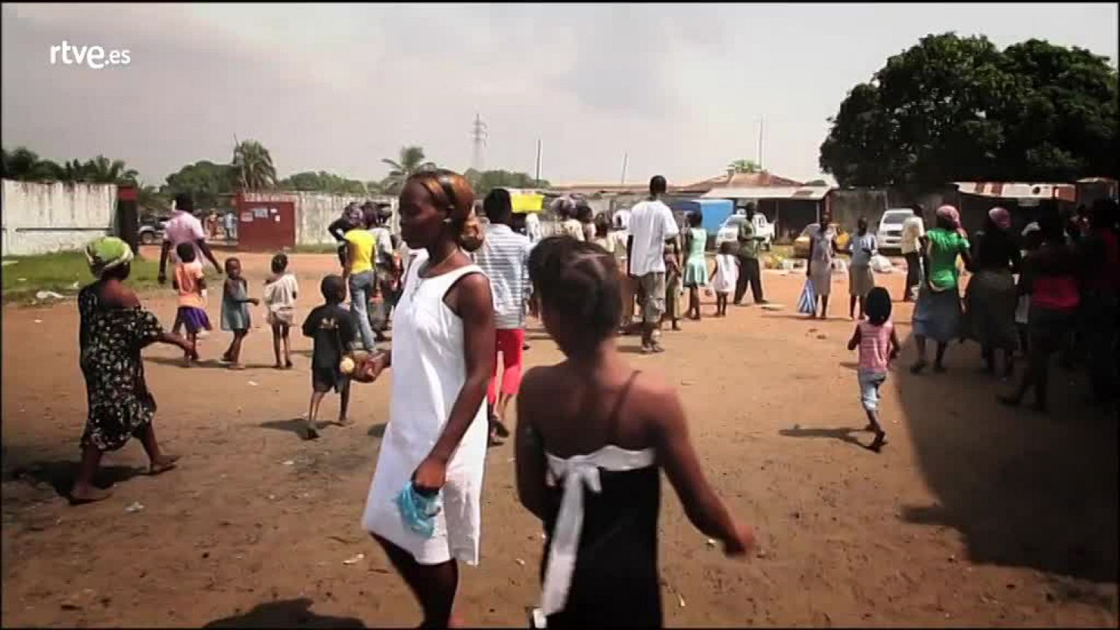 Así empieza el episodio de 'Esposas de dictadores'