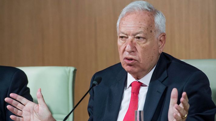 Informativo 24h - Margallo confirma que los dos españoles desaparecidos en Malasia han sido localizados y que se encuentran "bien"